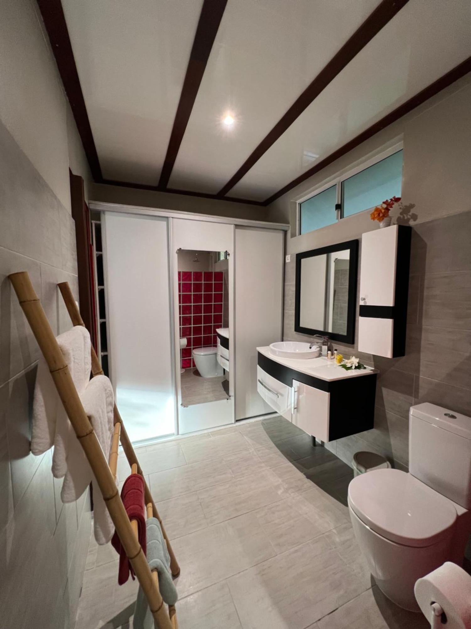 Rupe Rupe Lodge Uturoa Extérieur photo